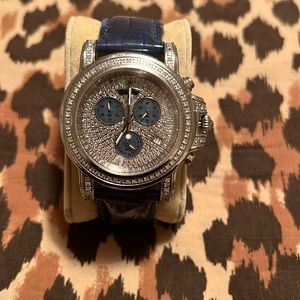 Diamonds are a girls best friend!!! Gorgeous Lucien Picard watch…